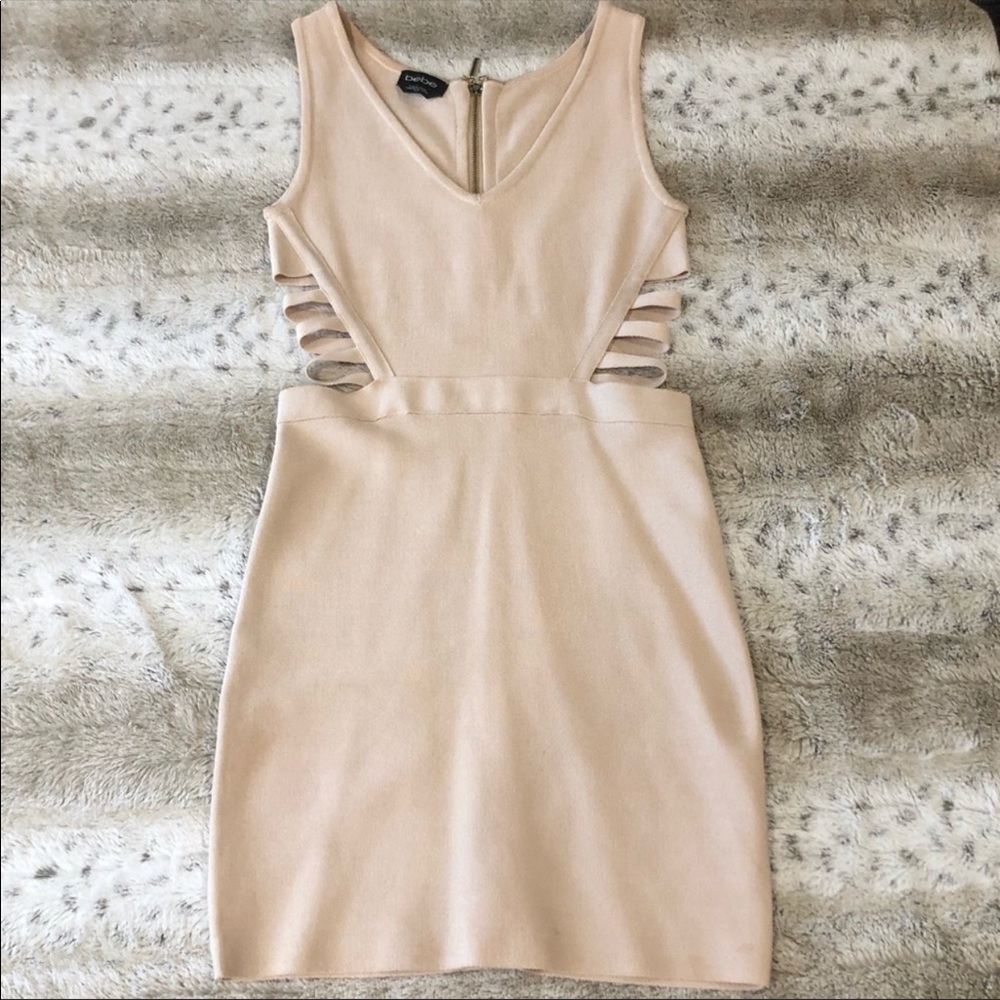 Bebe nude cut out bandage dress size M - Picture 7 of 7